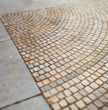 The best concrete paver dealer